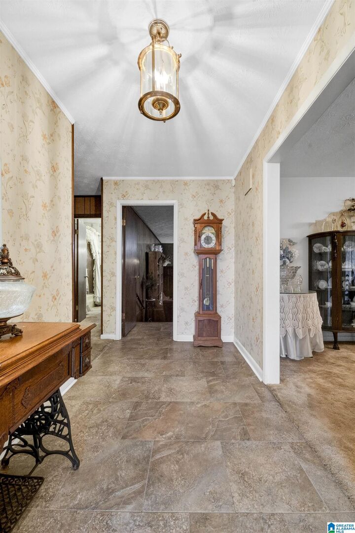 Property Photo: 4863 Eulaton Road AL 36201