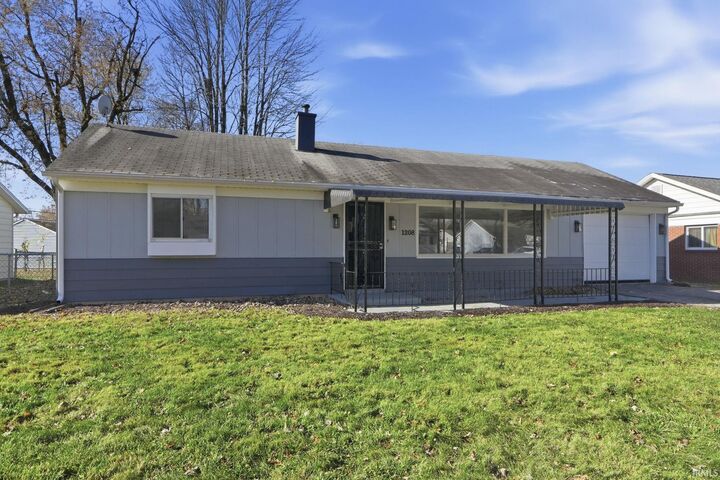 Property Photo: 1208 Braeburn Drive IN 46774