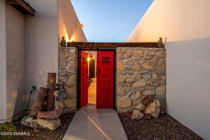 Property Photo:  7024 Camino Nuevo Mejico  NM 88007 