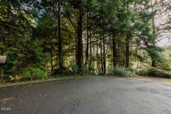 Property Photo: T/L 498 Spruce Burl Ln OR 97388