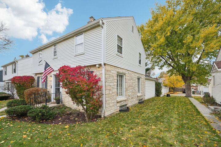 Property Photo:  2863 N 90th St  WI 53222 