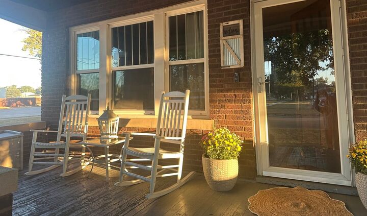 Property Photo:  1120 Broadway Avenue  IL 61938 