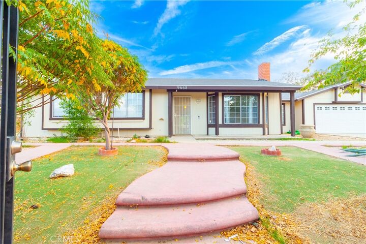 Property Photo:  9668 E Avenue R14  CA 93543 