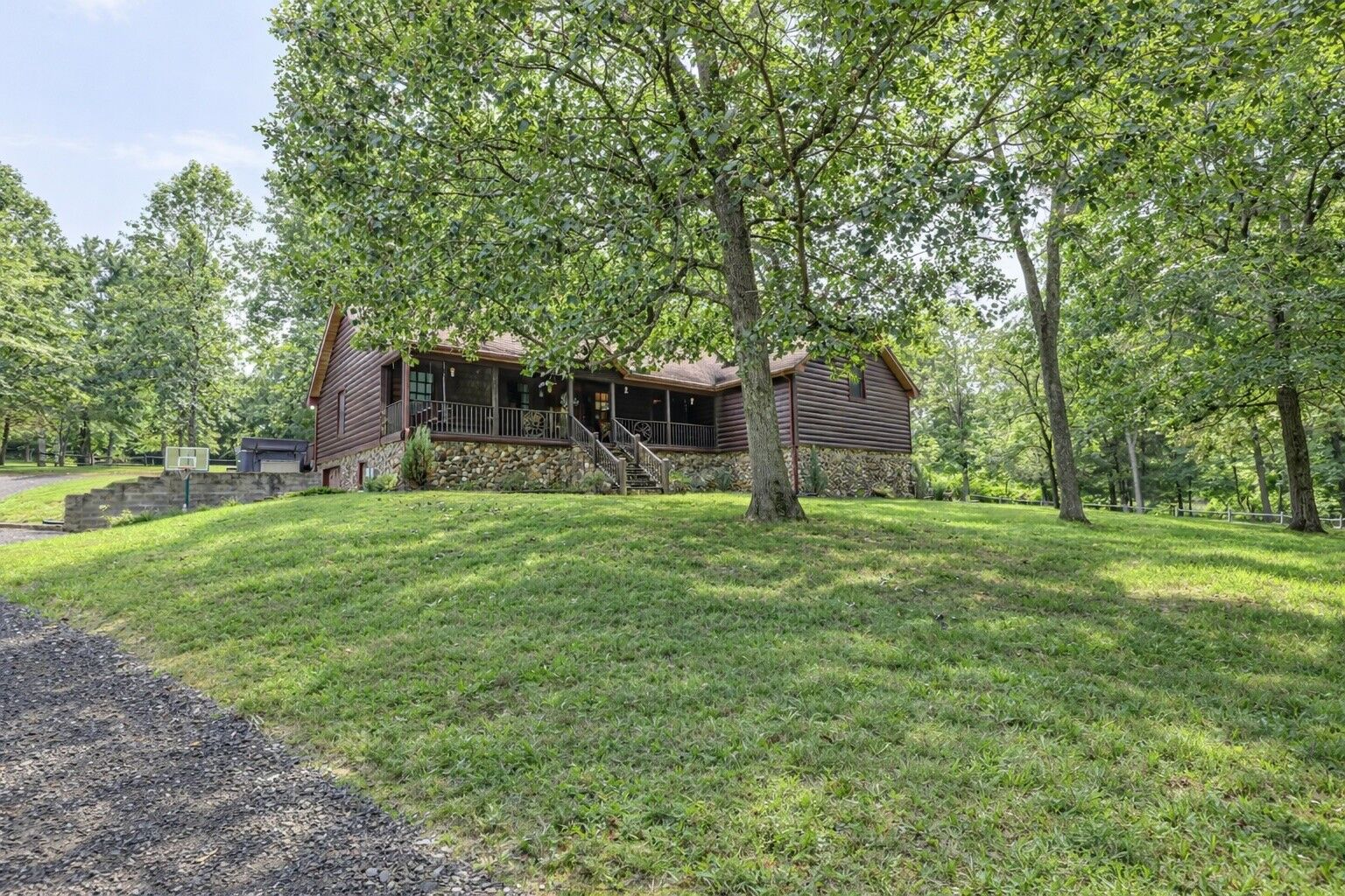 Property Photo:  118 Robert Simmons Rd  TN 37186 