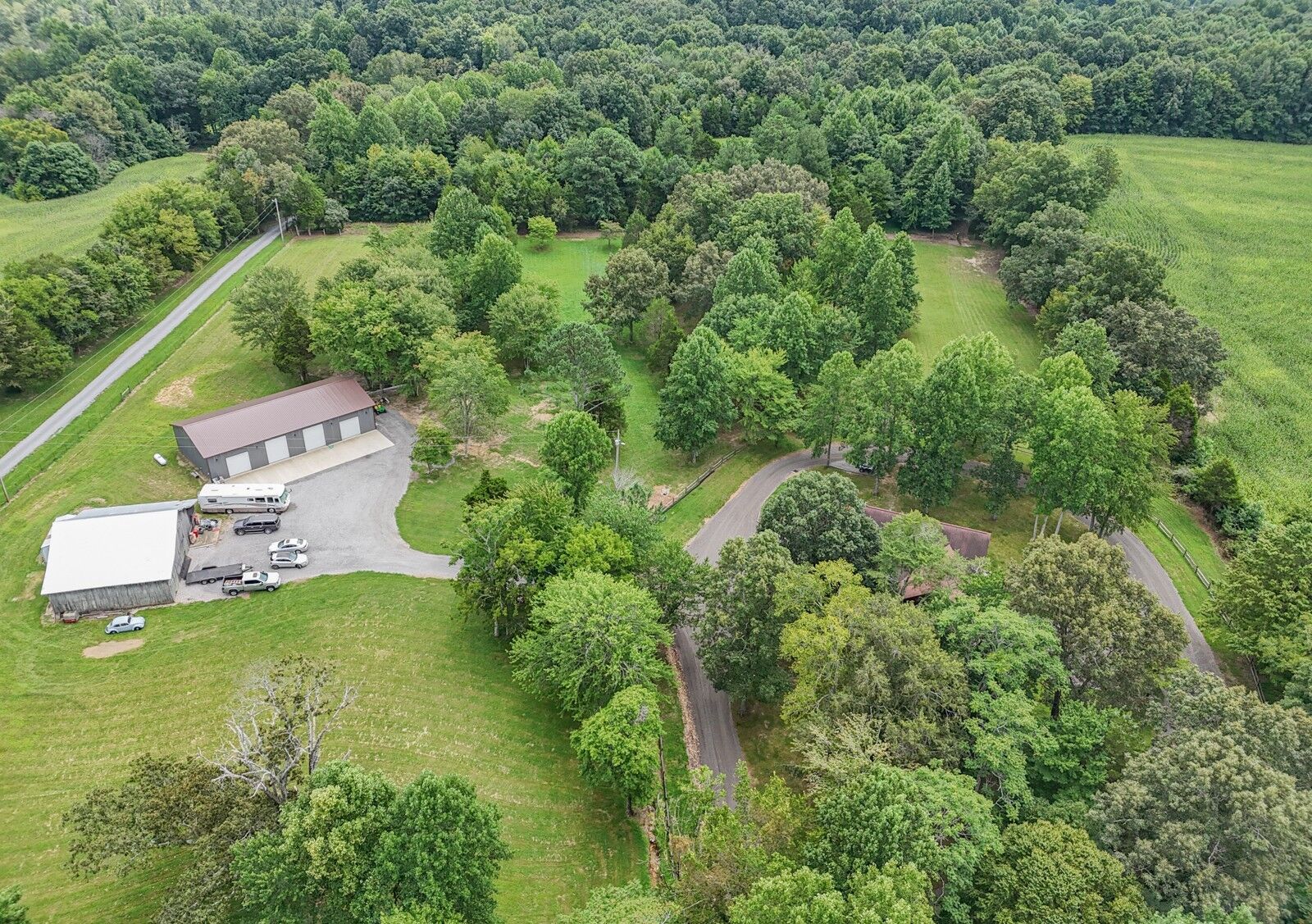 Property Photo:  118 Robert Simmons Rd  TN 37186 