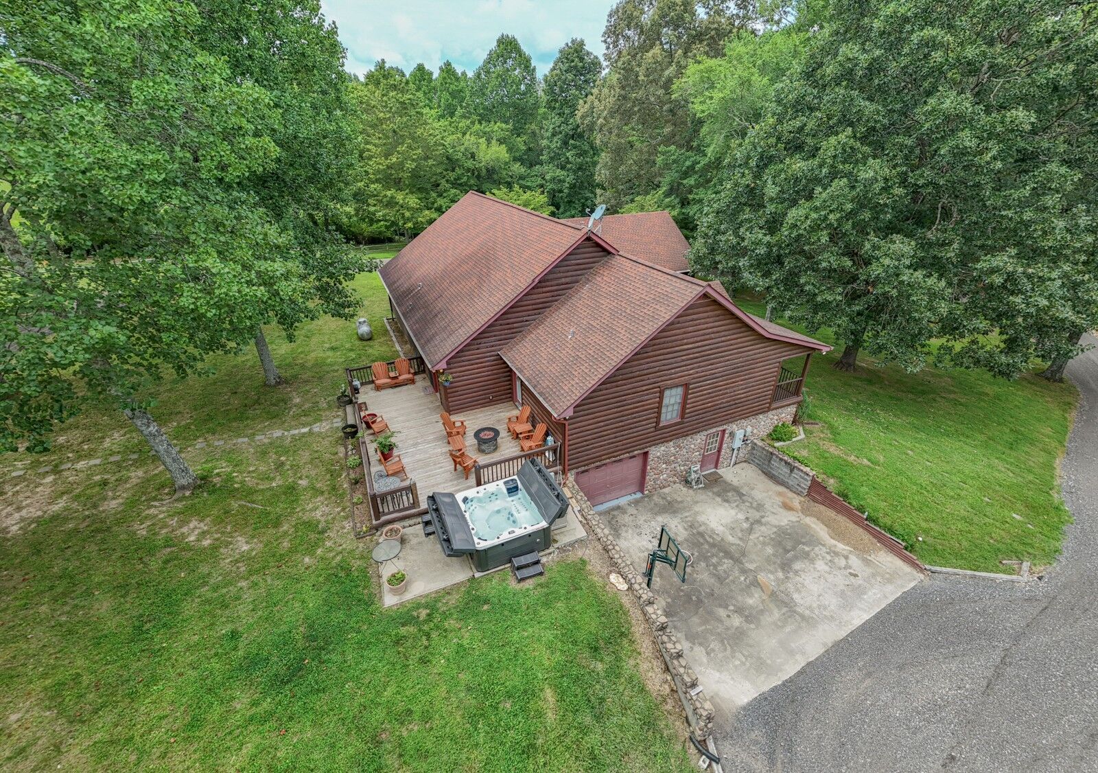 Property Photo:  118 Robert Simmons Rd  TN 37186 