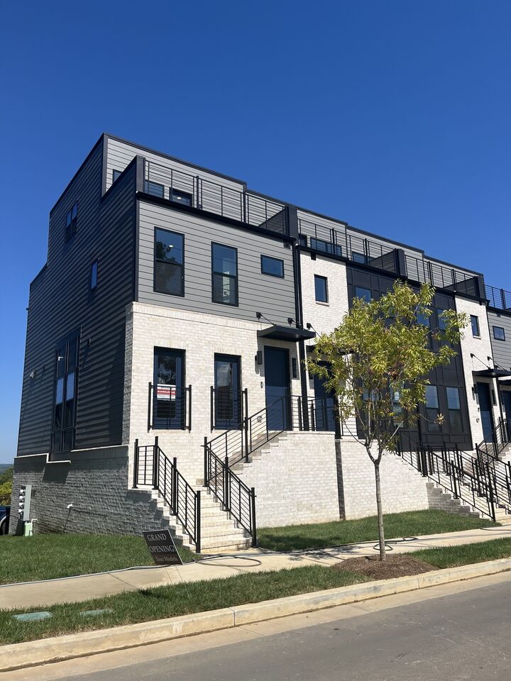 Property Photo: 108 Scenic Pass TN 37218