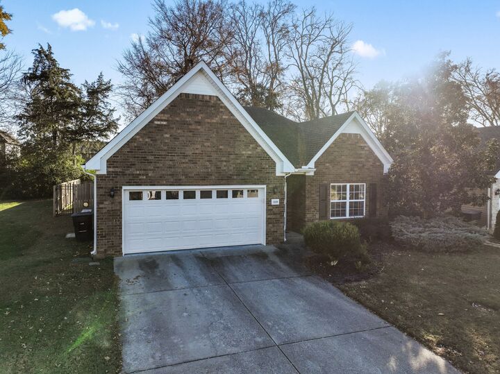 Property Photo: 3339 Cotswold Ln TN 37128