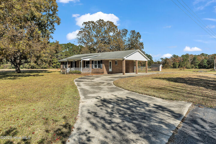 Property Photo: 1968 Belgrade Swansboro Road NC 28555