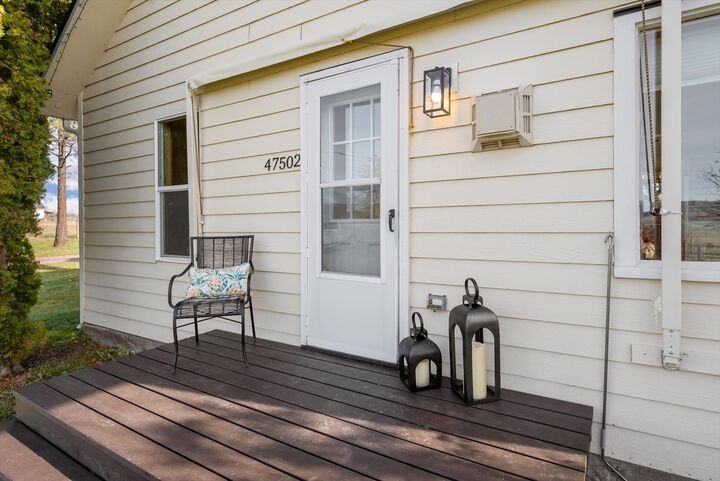 Property Photo:  47502 Sloan Road  MT 59864 