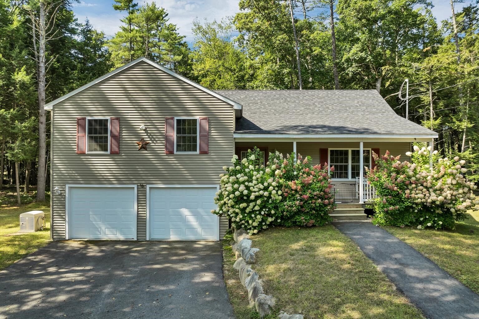 Property Photo: 16 Buckingham Terrace NH 03254