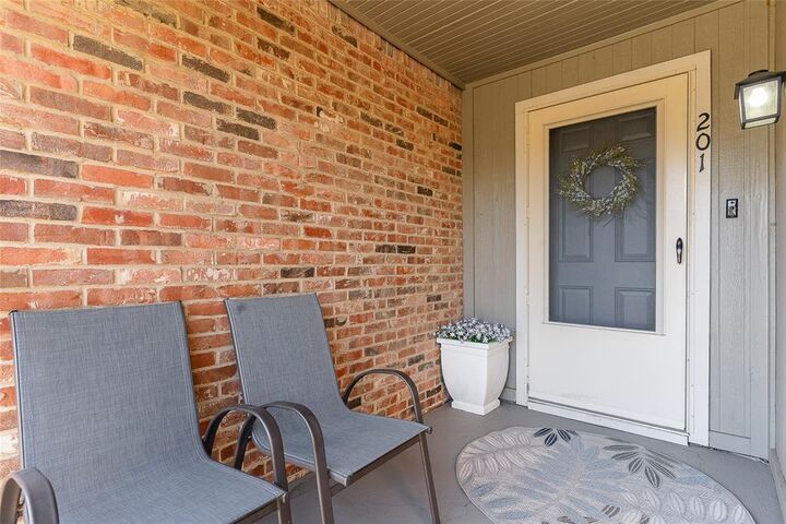 Property Photo:  2732 Copper Creek Drive 201  TX 76006 