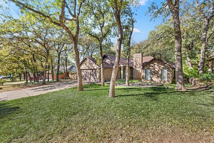 Photo de la propriété: 6737 Inwood Drive TX 76182