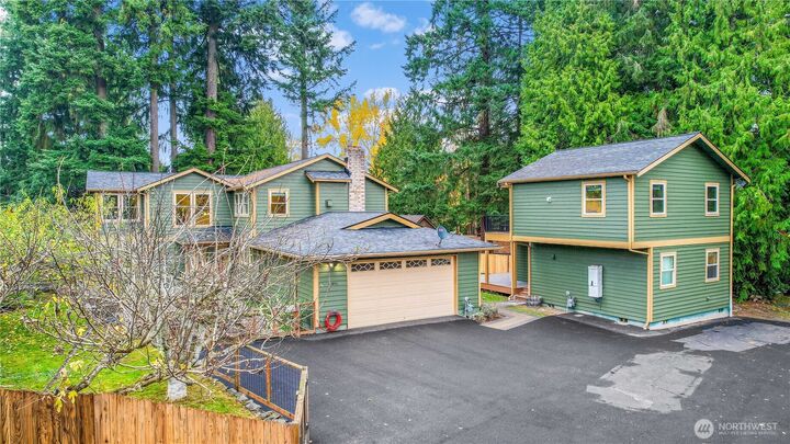 14808  84th Avenue NE  Kenmore WA 98028 photo
