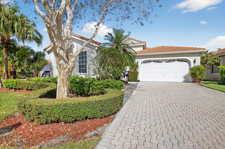 Property Photo:  6713 Portside Drive  FL 33496 