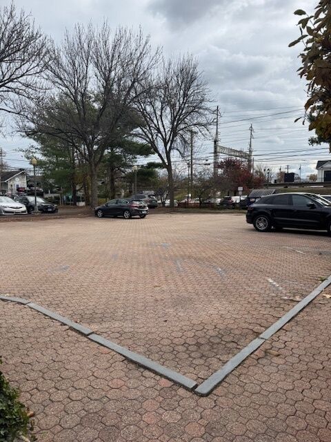 Property Photo:  146 High Street Apt 104  CT 06460 