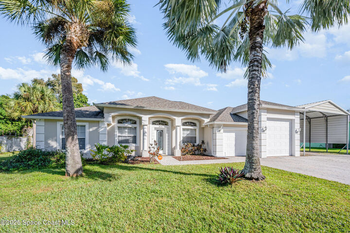 Property Photo: 3431 Lakewood Drive FL 32904