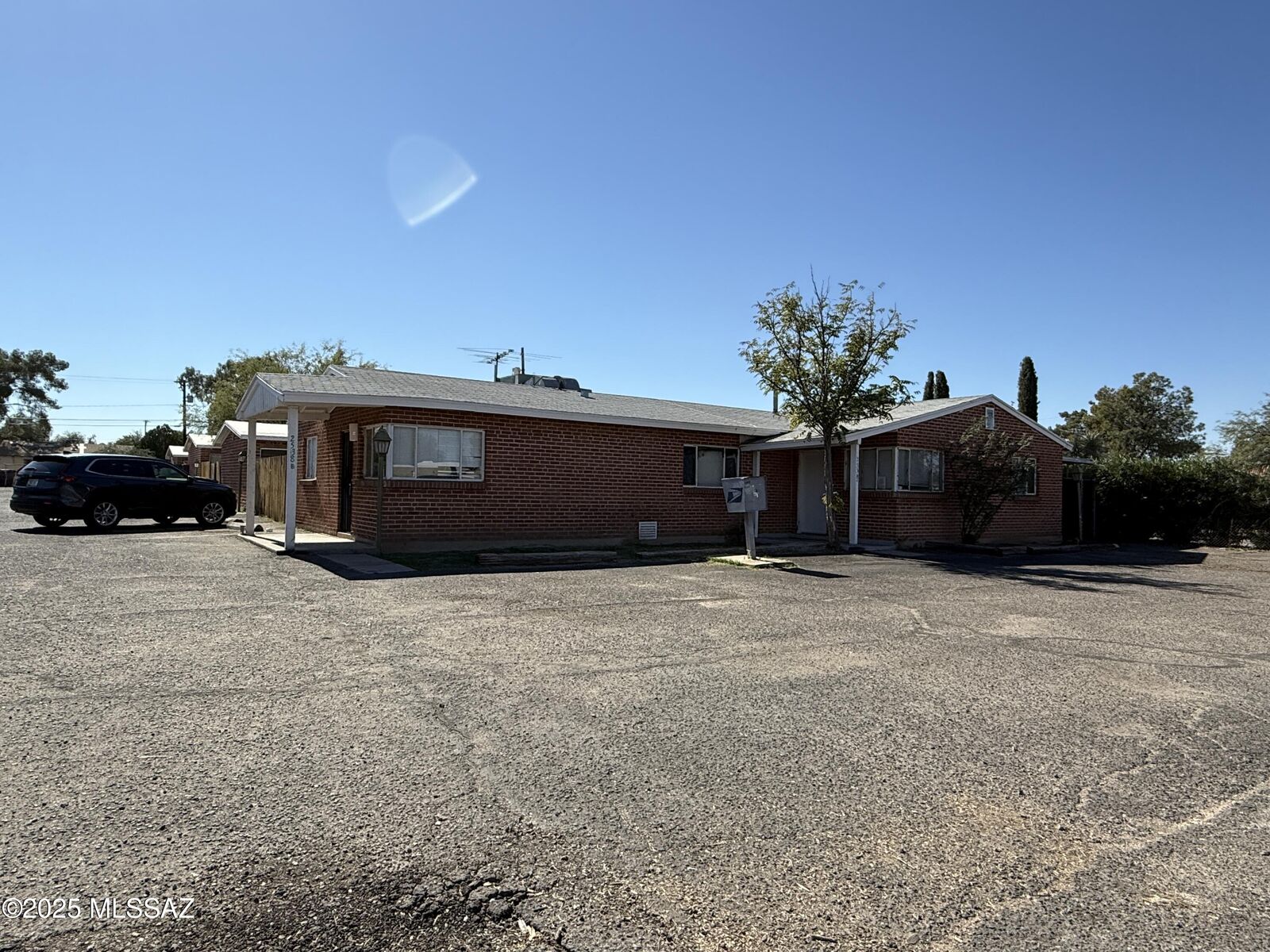 Property Photo:  2538 E Glenn Street  AZ 85716 