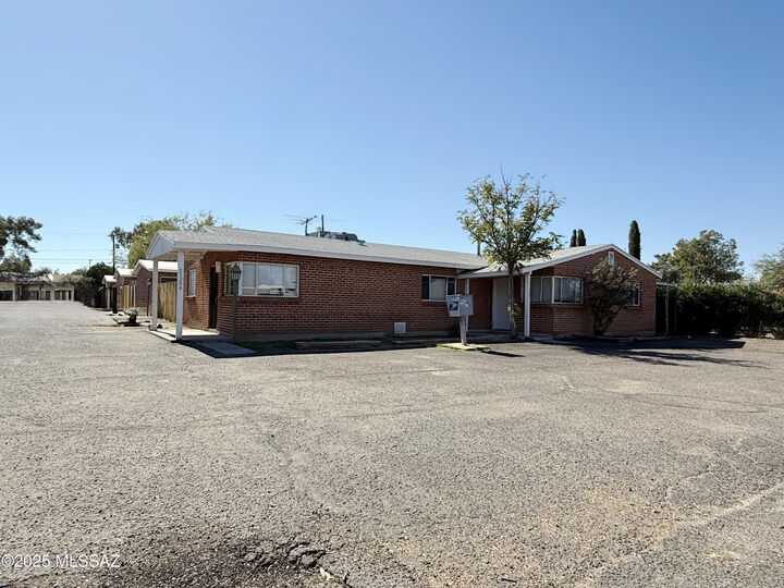 2538 E Glenn Street  Tucson AZ 85716 photo