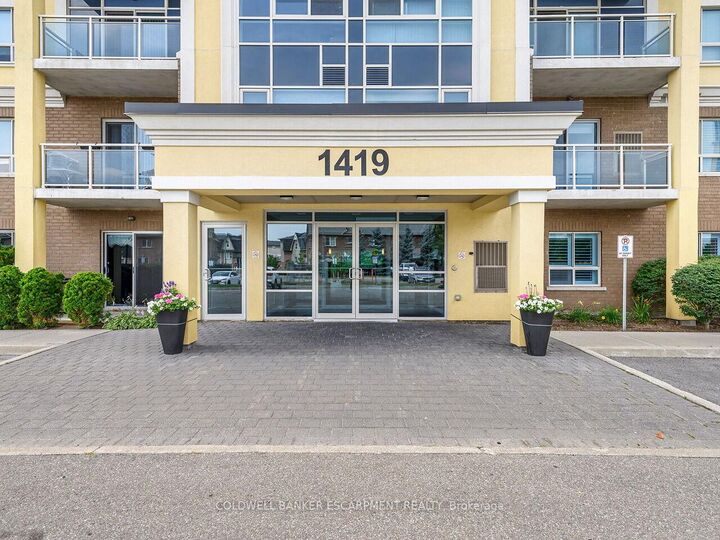 Property Photo: 1419 Costigan Road 201 ON L9T 2L4