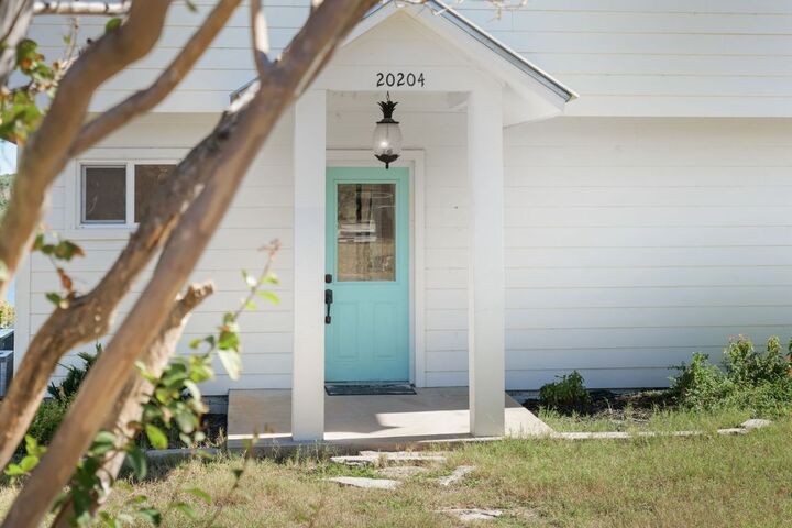 Property Photo: 20204 Barnett Glenn Road TX 78669