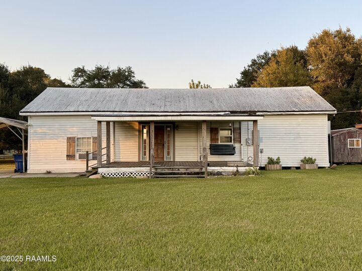 Property Photo:  3009 Heritage Road  LA 70578 