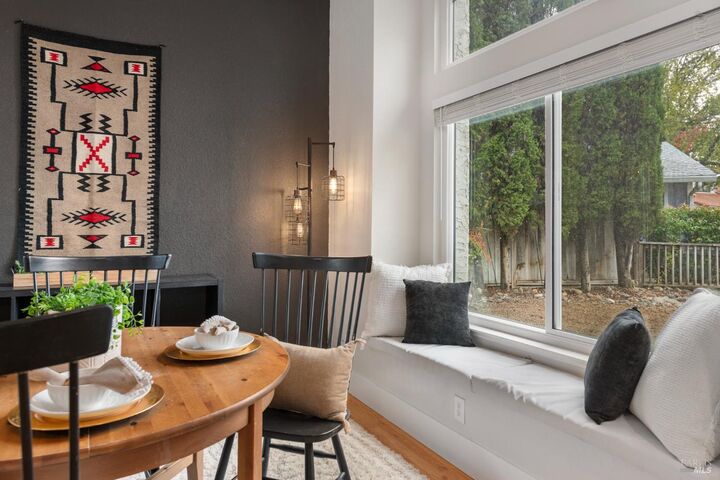 Property Photo: 224 Rosita Court CA 95687