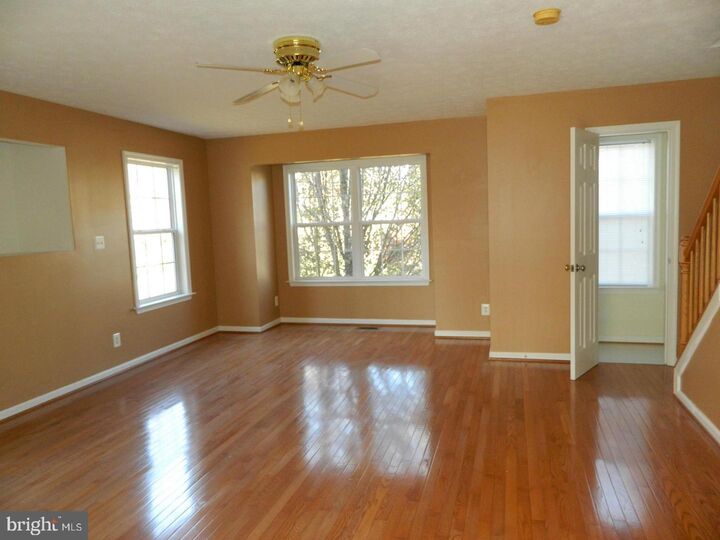 Property Photo:  609 Kensington Drive  VA 22405 