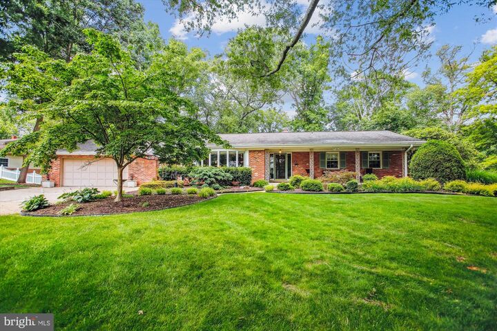 Property Photo: 4100 Tidewater Court VA 22309