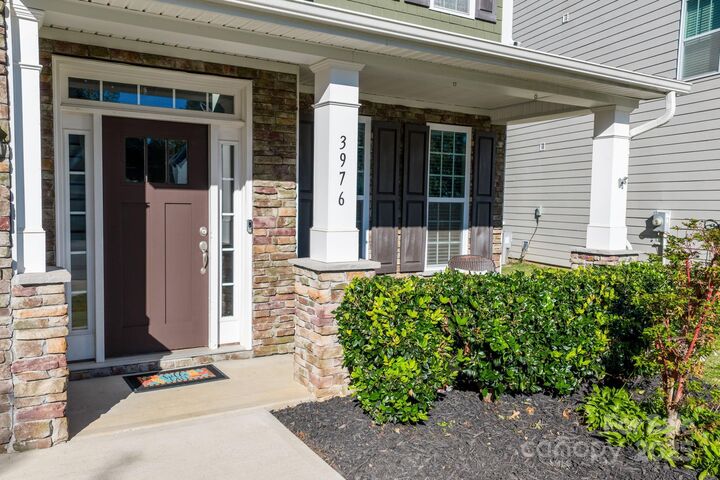 Property Photo: 3976 Lake Breeze Drive NC 28673