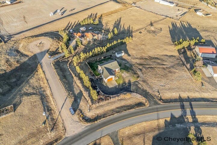 Property Photo:  502 Dayshia Ln  WY 82007 