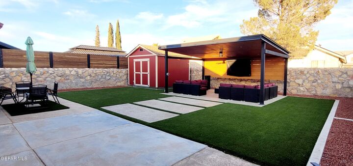 Property Photo: 1548 Kolliker Drive TX 79936