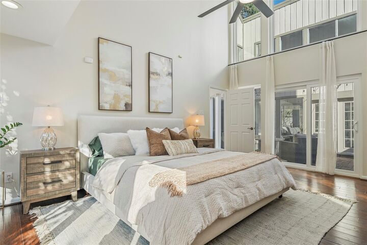 Property Photo: 10218 Burgoyne Road TX 77042