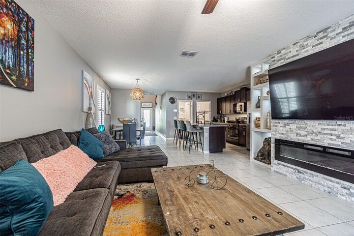 Property Photo: 4405 Eternal Prince Drive FL 33573