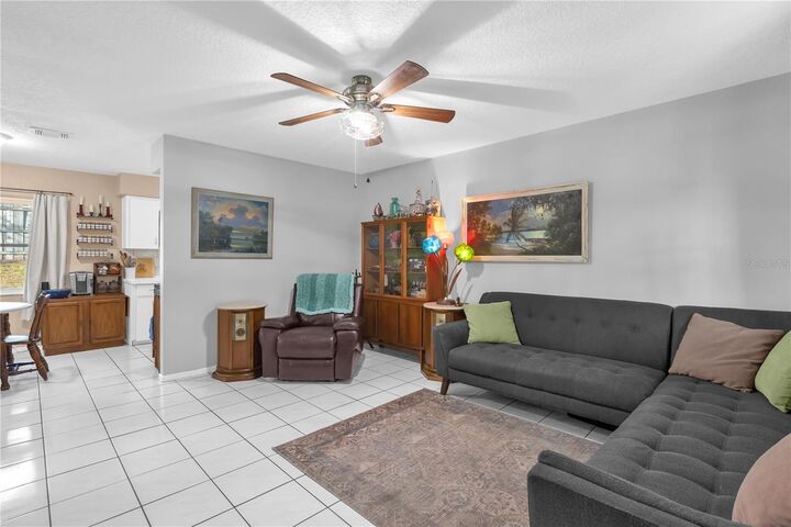 Property Photo: 2369 Ellen Lane FL 32712