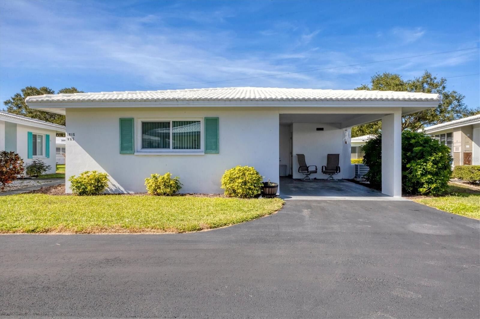 Property Photo: 1815 Roxane Way 65 FL 34235