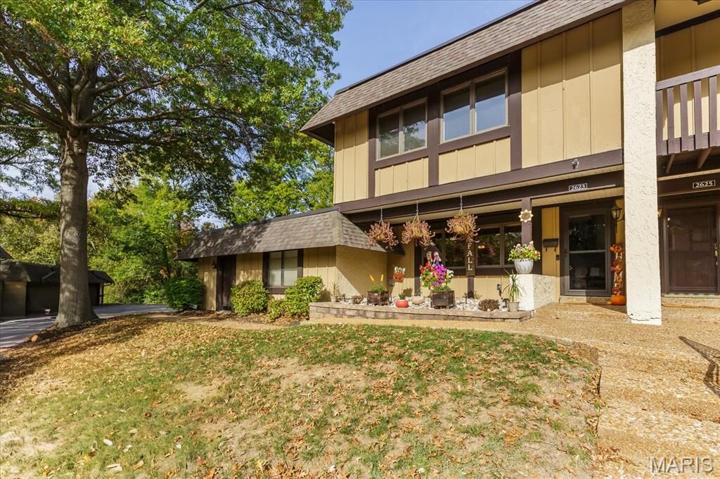 Property Photo: 2623 Hampton Road A MO 63303