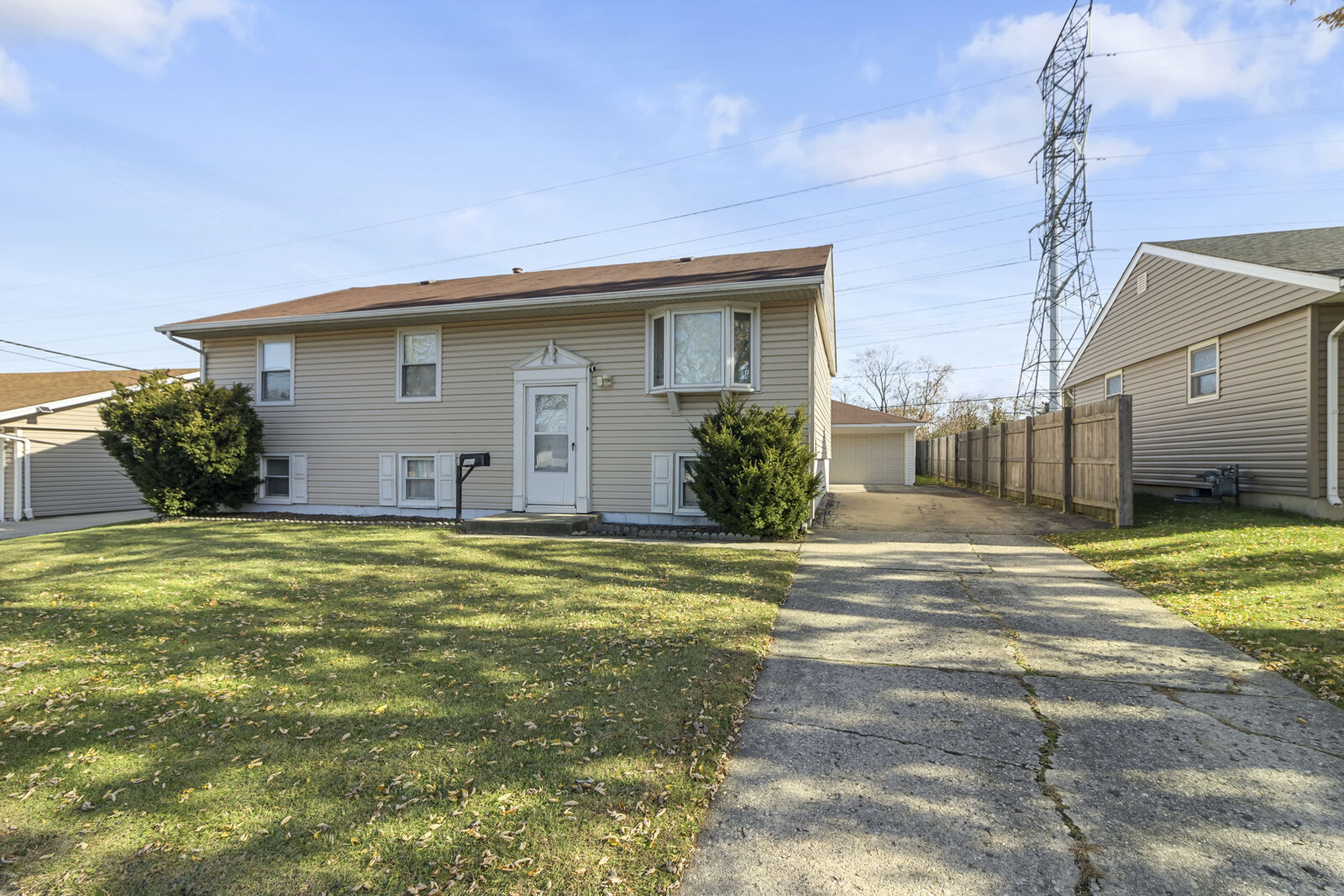 Property Photo: 467 Arnold Avenue IL 60441