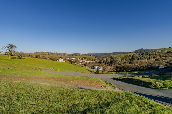 Property Photo: 52 David Drive CA 95685