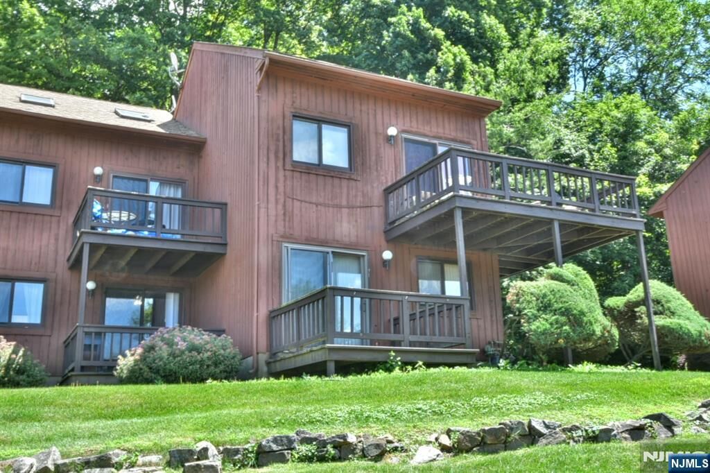 Property Photo: 3 Deer Valley Lane 8 NJ 07462