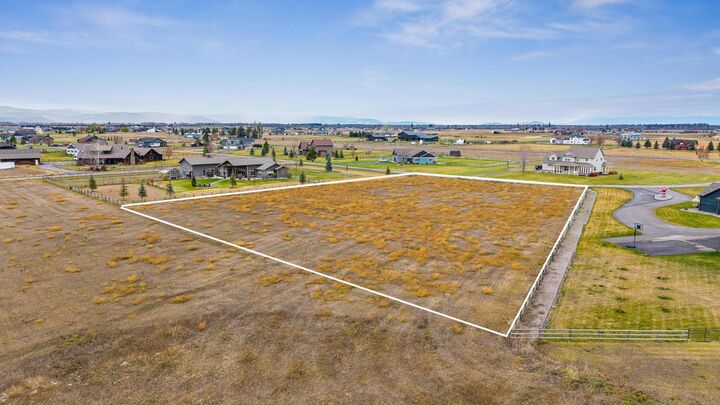 Property Photo:  1154 Pheasant Haven Drive  MT 59901 