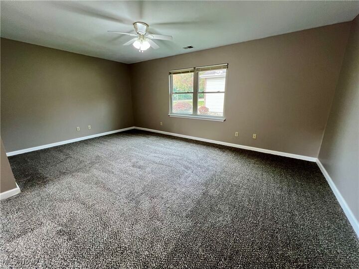 Property Photo:  406 Orchard Hill  OH 44431 