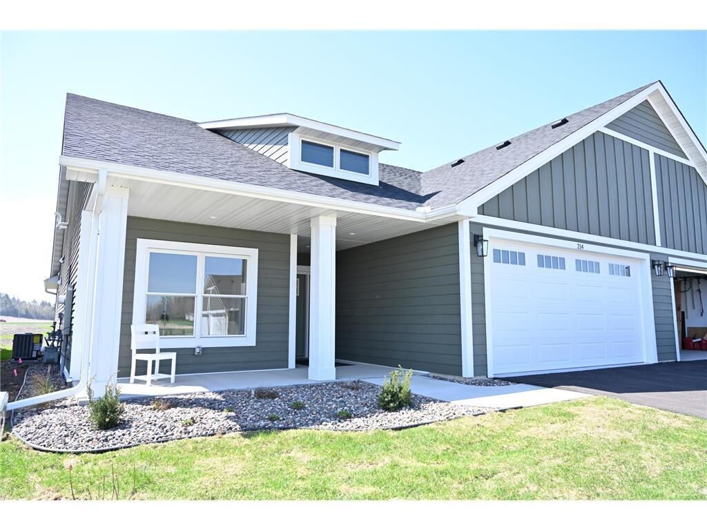 Property Photo:  2432 Aspen Street  MN 55057 