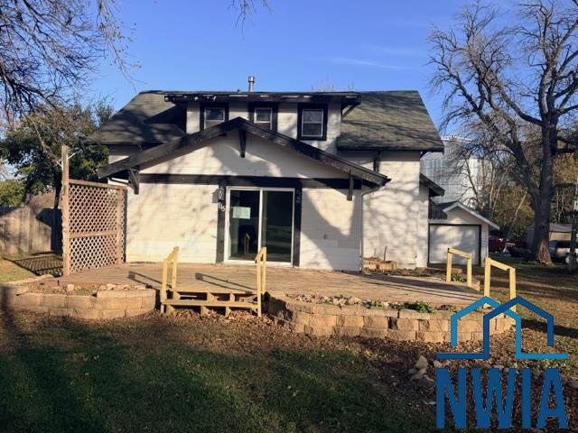 Property Photo:  115 3rd Ave NW  IA 51340 