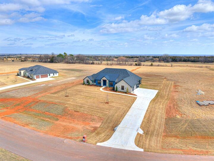 Property Photo:  1353 High Meadow Lane  OK 73093 