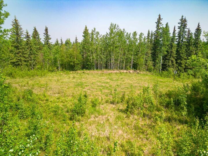 Property Photo: Lot 16 Estates Of East Mountain AB T7S 1N9