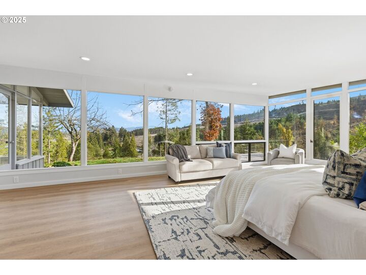 Property Photo: 37308 Highway 58 OR 97455