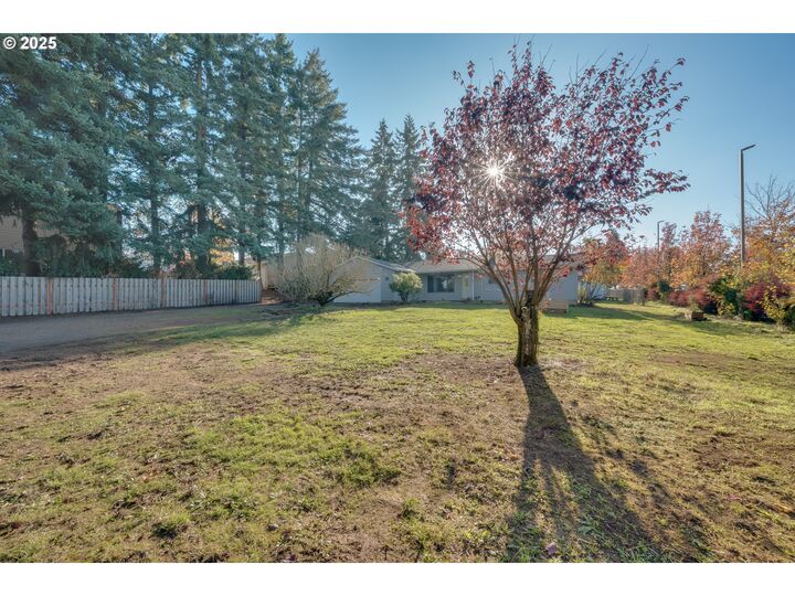 Property Photo: 19725 Meyers Rd OR 97045