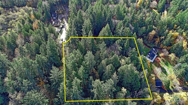 Property Photo: 871 Lucille Street WA 98282