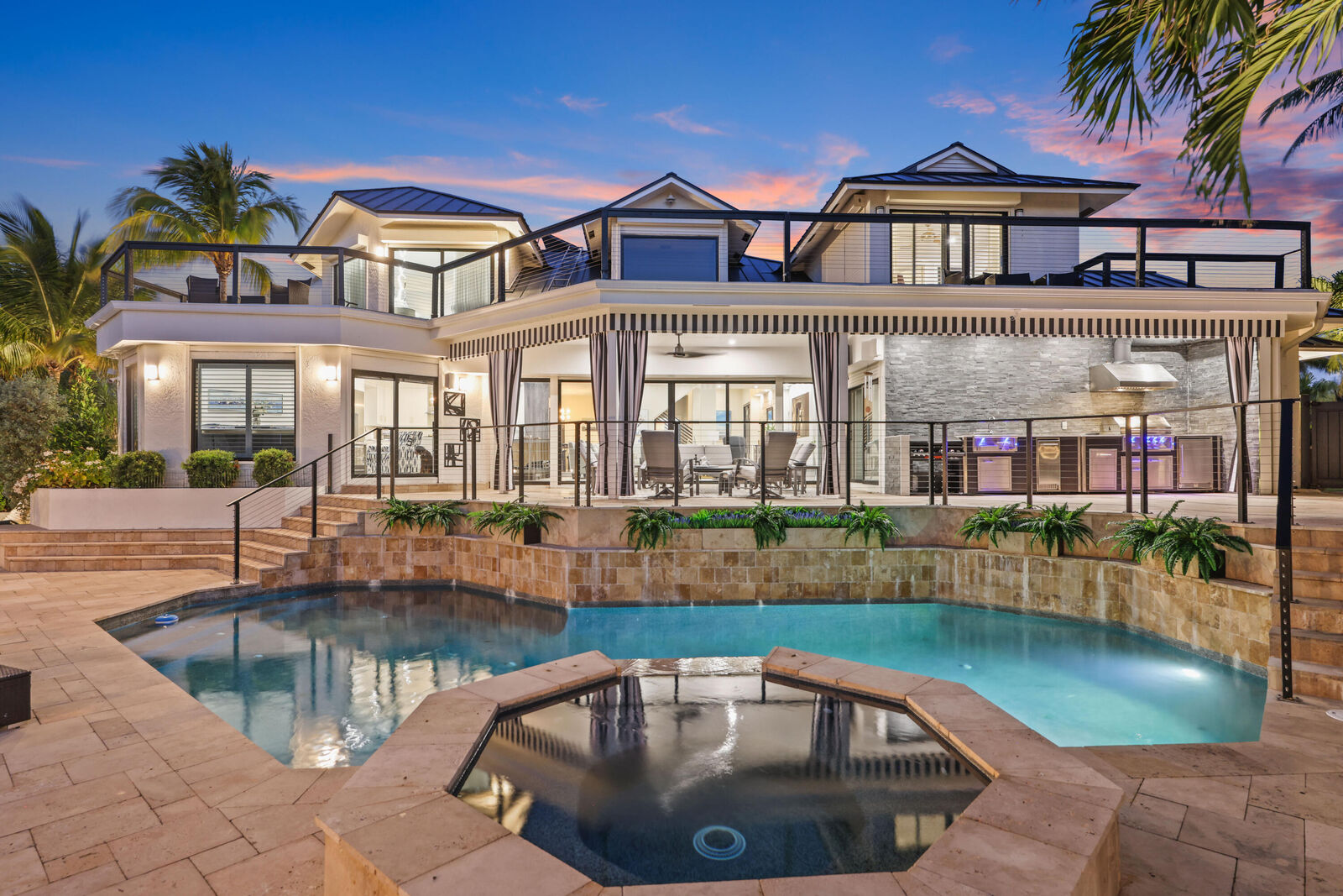 Property Photo:  125 Marlin Drive  FL 33435 